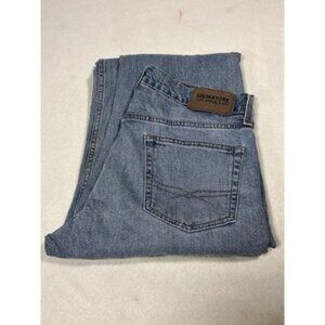 Men’s Size 32x32 Signature Levi Strauss And Co Blue Jeans Denim Relaxed S61